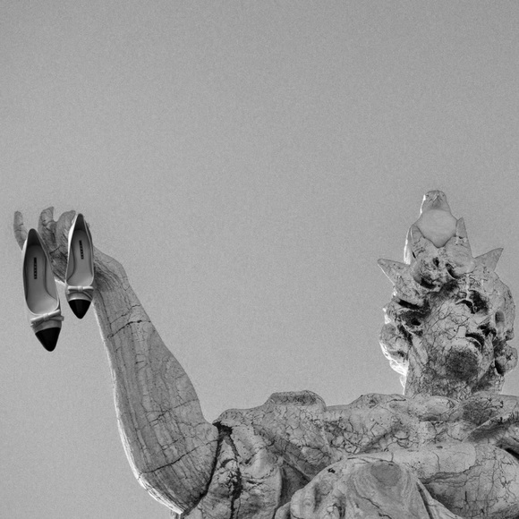 Instagram @ashtonpaigeand - Picture 2 of 2